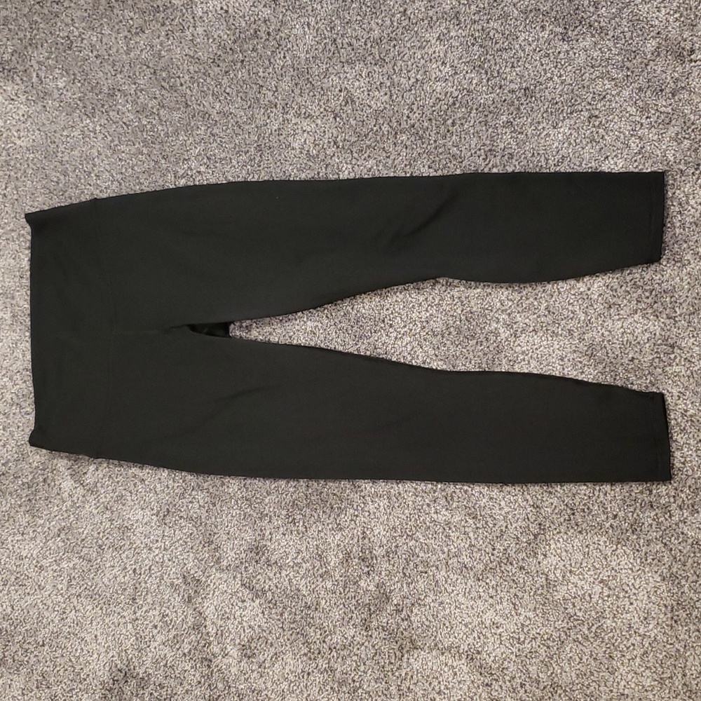 🔴 Fabletics Powerhold Leggings